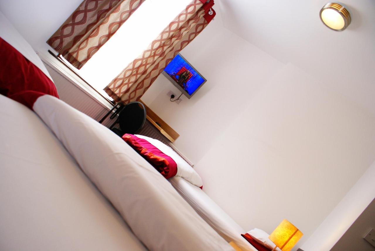 The Hindes Hotel Harrow Chambre photo