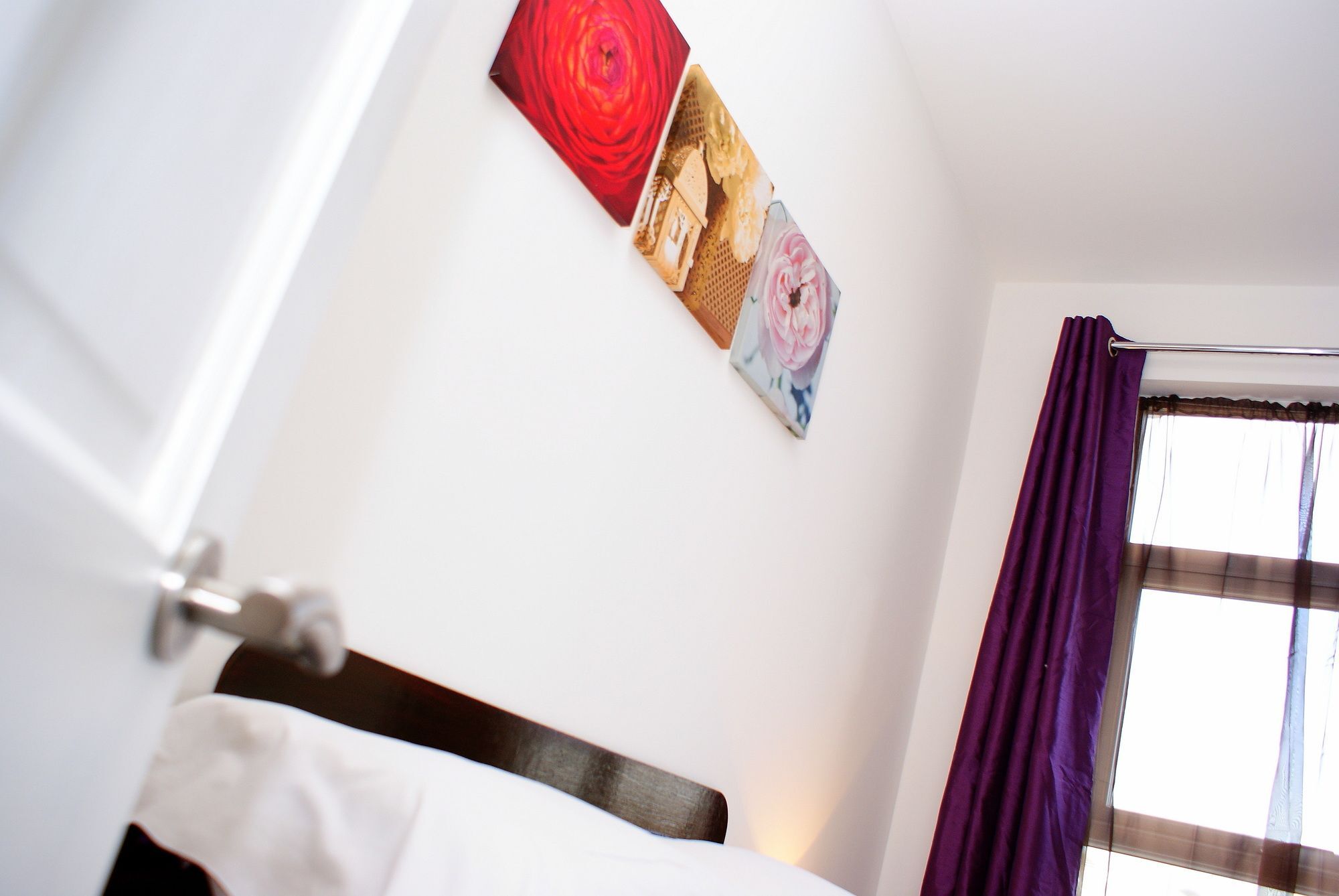 The Hindes Hotel Harrow Extérieur photo